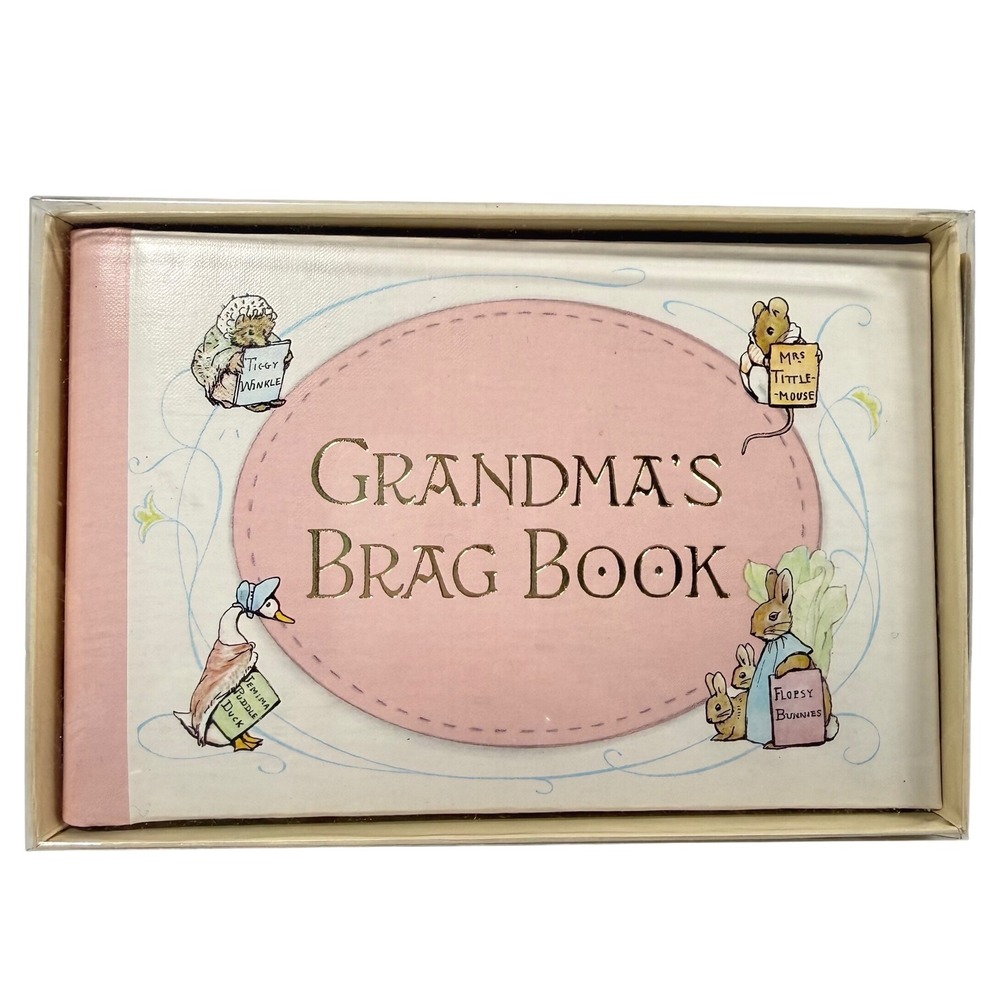 Vintage Beatrix Potter Grandma Brag Book Photo Album CR Gibson P598-37 1976